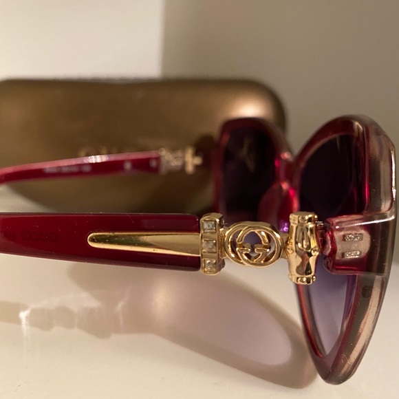 Gucci vintage sunglasses ? brad new .